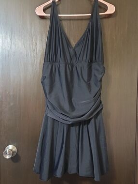 no brand name ladies swimsuit black  XL